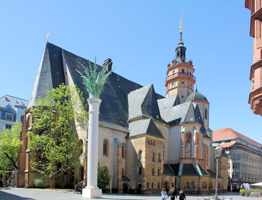 1.5 hour walking tour through beautiful Leipzig - Starting beside Bach at St. Thomas Church