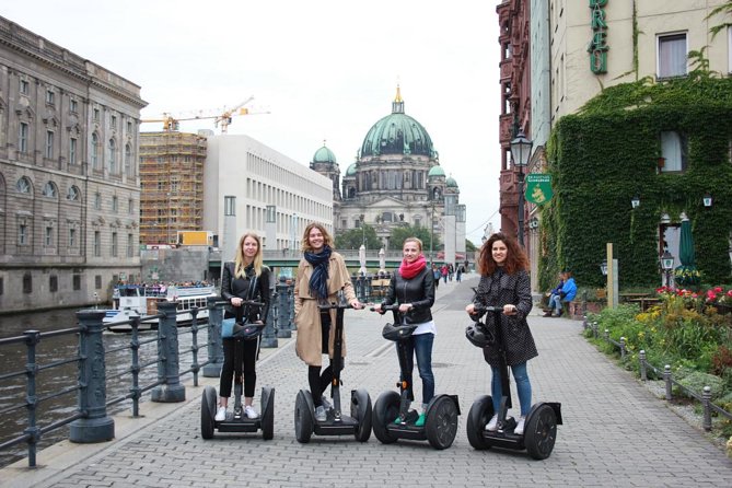 1-Hour Segway Discovery Tour Berlin - Learning the Segway before Brandenburg Gate