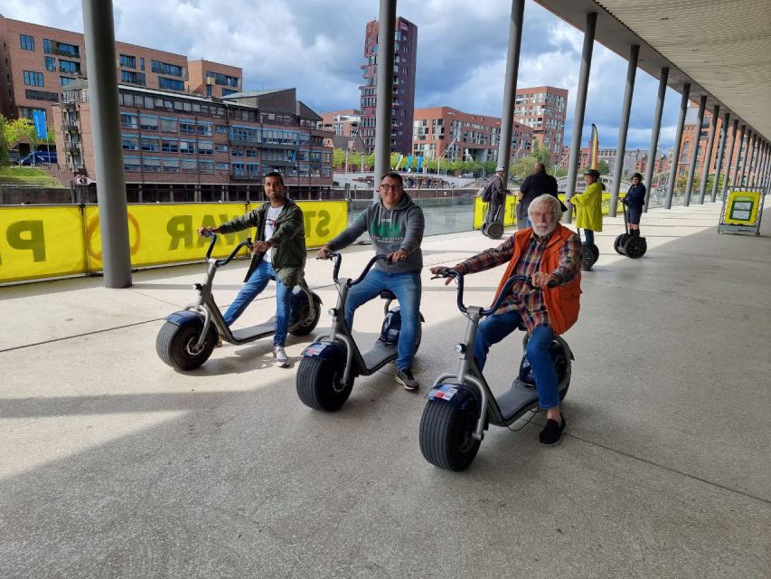 2 Hours Hamburg E-scooter Tour - Starting with practice and safety