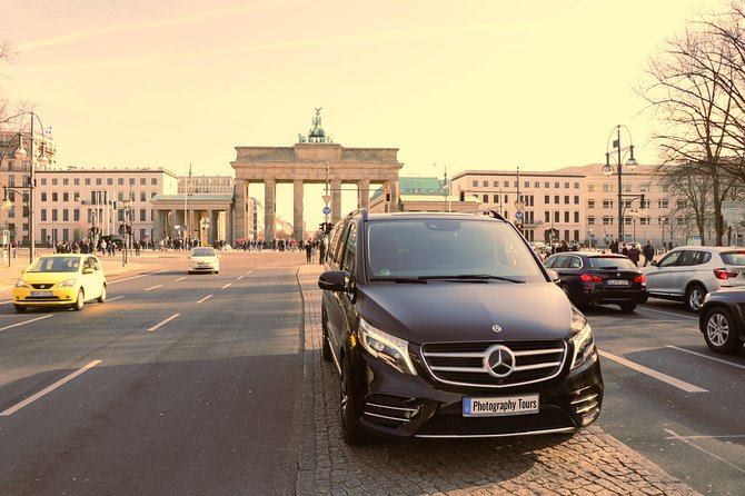 5hours: Guide, Chauffeur & Photographer in Berlin private Tour - Why a private vehicle helps in a spread-out city
