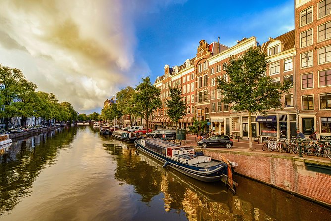 7-Day Taste of Central Europe Tour to Paris, Amsterdam, Brussels and more! - Who this fast Central Europe tour suits