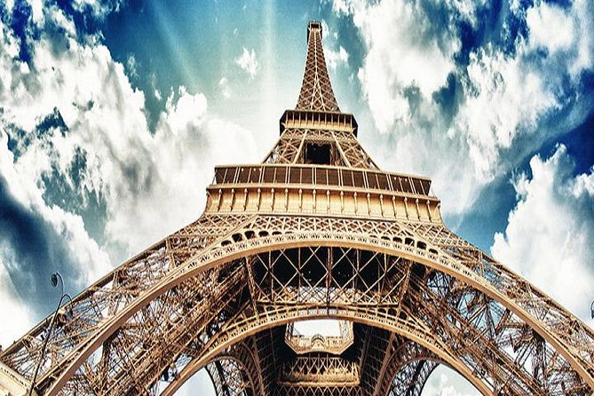 7-Day Taste of Central Europe Tour to Paris, Amsterdam, Brussels and more! - Day 2: Windmills, canals, and Amsterdam’s big sights