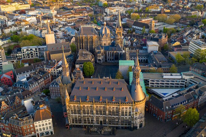 Aachen Scavenger Hunt and Highlights Self Guided Audio Tour - Heilig-Kreuz-Kirche and Ponttor