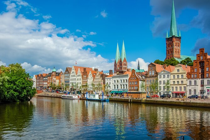 All-in-One: Beautiful Lübeck: Shore Excursion from Kiel Port - Holsten Gate: Lübeck’s Memorable Welcome