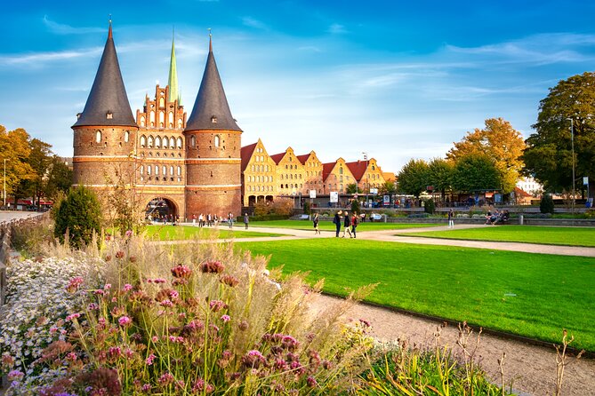 All-in-One: Beautiful Lübeck: Shore Excursion from Kiel Port - Meeting the Bus at Ostseekai