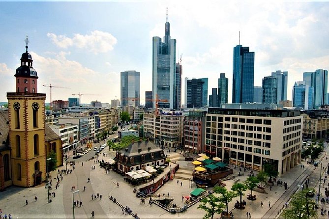 Amazing walking Frankfurt with a local guide - The cathedral and St. Paul’s Church tell two different stories