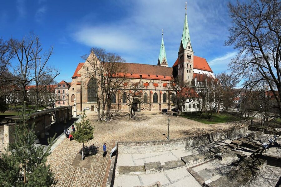 Augsburg: Illuminated Guided Evening Walking Tour - The Town Hall and Augsburg’s Civic Face