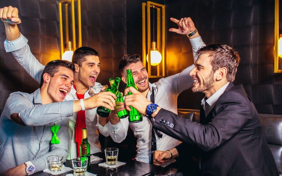Bamberg: Bar & Club Tour with free Shots & VIP entry - Who gets the best value from $34?