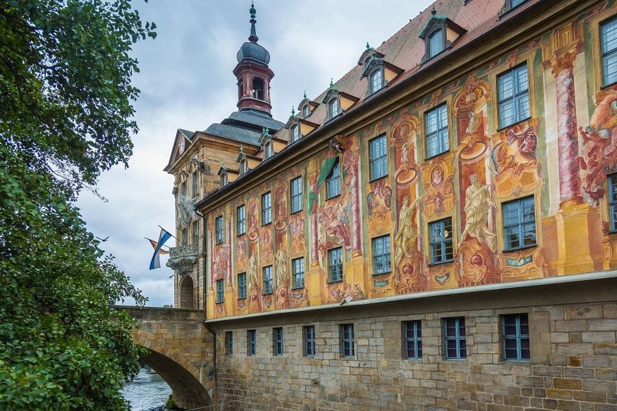 Bamberg: Private Guided Walking Tour - Medieval lanes and a city built around power