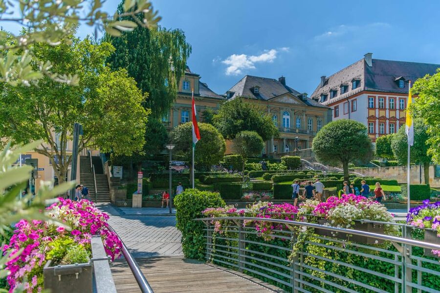 Bayreuth: German City Walking Tour (Tourist Info) - Meeting Margravine Wilhelmine at the New Palace