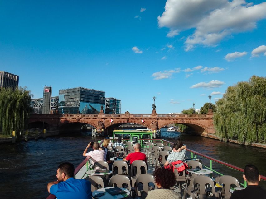 Berlin: 2.5-Hour East Side Boat Cruise with Commentary - East Berlin’s changing riverfront