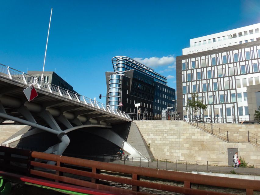 Berlin: 2.5-Hour East Side Boat Cruise with Commentary - Under the Oberbaum Bridge toward Treptow