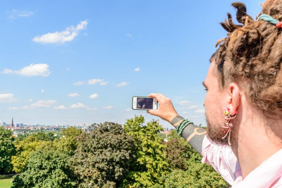 Berlin: 2.5-Hour Walking Tour through Kreuzberg 61 - From Sarotti chocolate to reused urban spaces