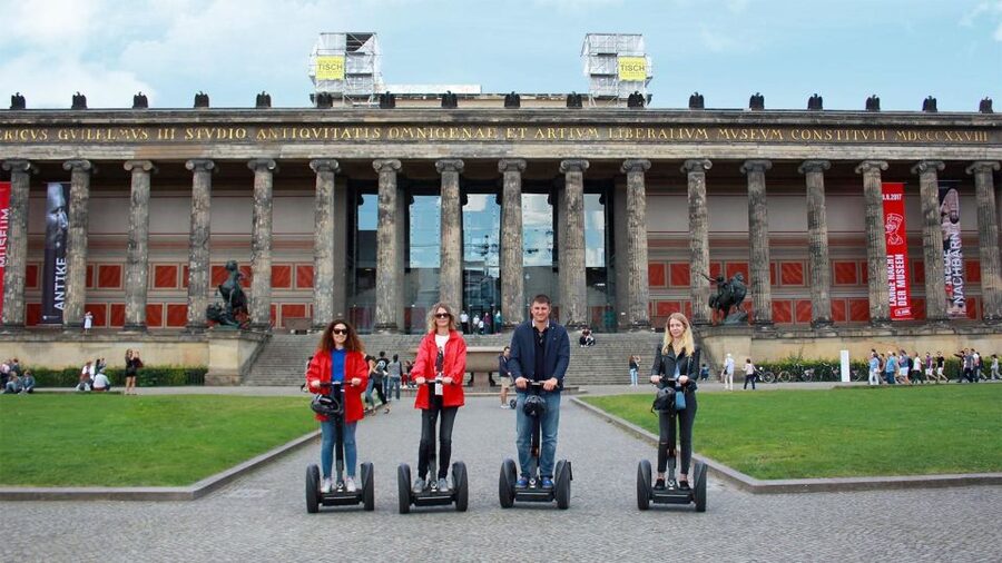 Berlin: 3-Hour Segway Tour - Brandenburg Gate and the modern center of power
