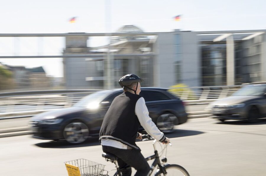 Berlin: 48-Hour or 72-Hour Bike Rental - A Practical Way to See East and West Berlin