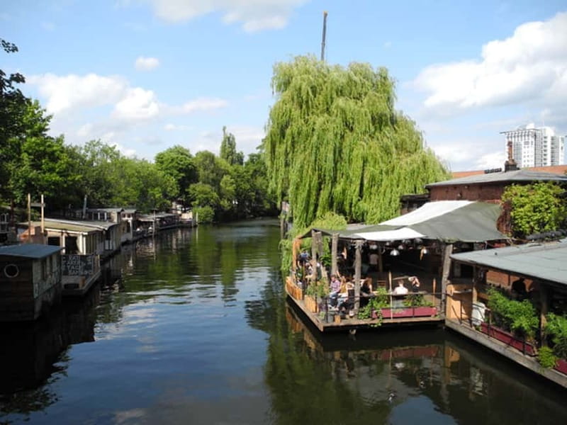 Berlin: Alternative Berlin Bike Tour - Should you book it?