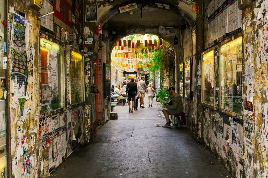 Berlin: Alternative Berlin Walking Tour - Quick takeaways from the Berlin alternative tour
