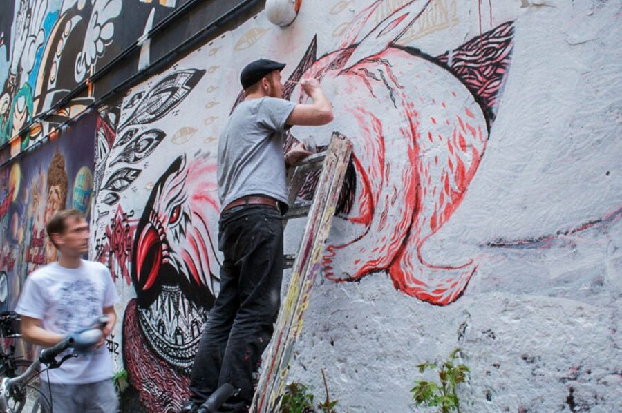 Berlin: Alternative Berlin Walking Tour - Who should book this alternative Berlin walk?