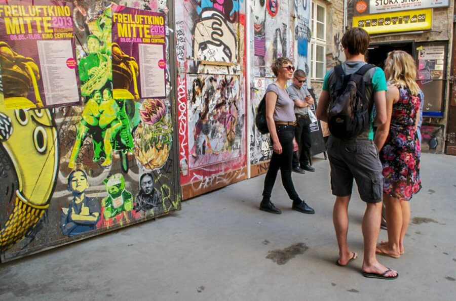 Berlin: Alternative Berlin Walking Tour - Kreuzberg: migration, music, and street-level Berlin