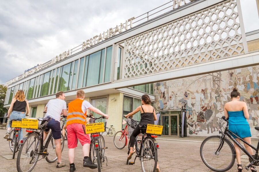 Berlin: Alternative Bike Tour of Kreuzberg & Friedrichshain - What the Guides Add