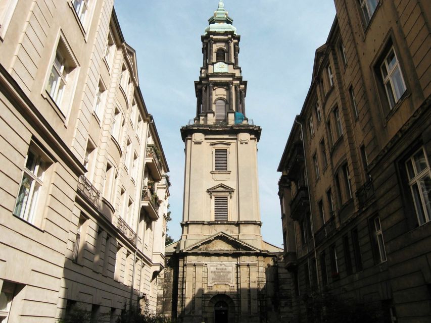 Berlin: Backyards of Berlin 2-Hour Tour - Reading Berlin Through Its Courtyards