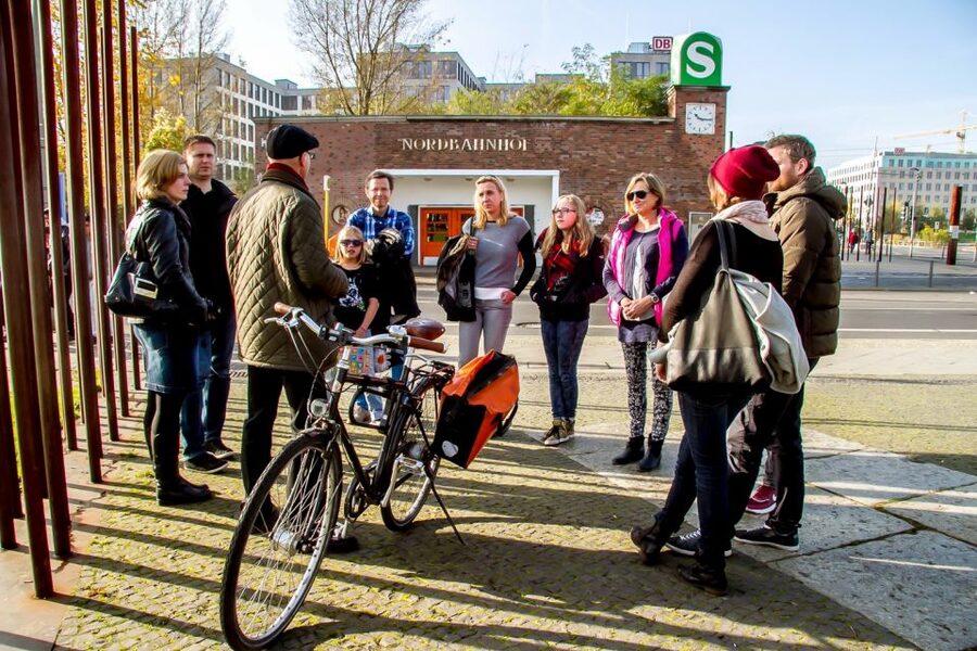 Berlin: Berlin Wall Tour Berlin East West - Is $223 good value for up to six people?