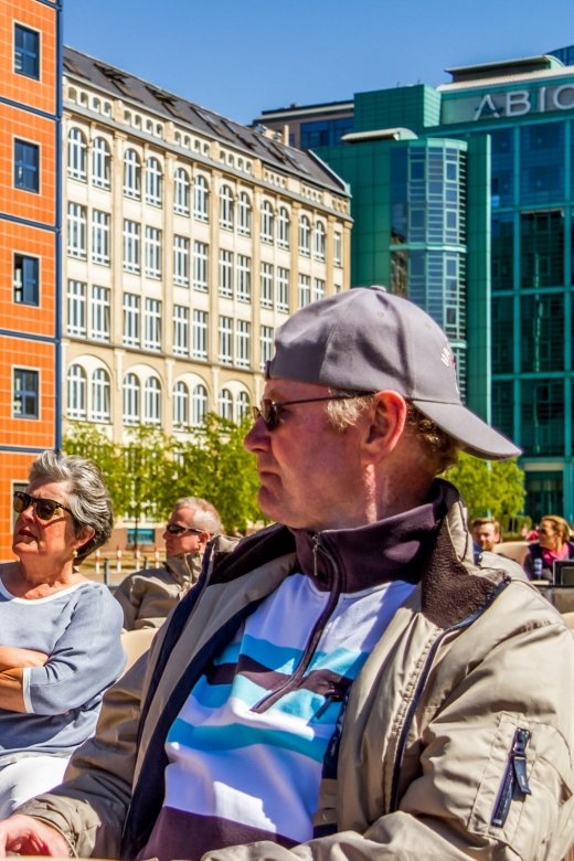 Berlin: Boat Tour Along the River Spree - Seating, service, and comfort onboard