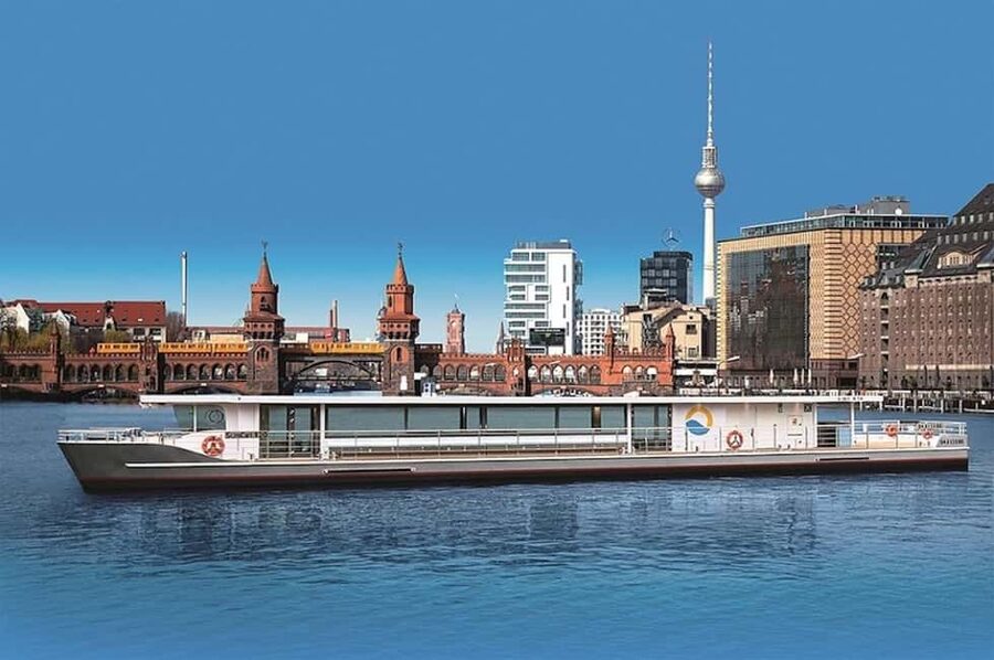 Berlin Boat Tour | Sunset Tour with Solar Ship | Sightseeing Spree - Oberbaum Bridge and the East Side Gallery
