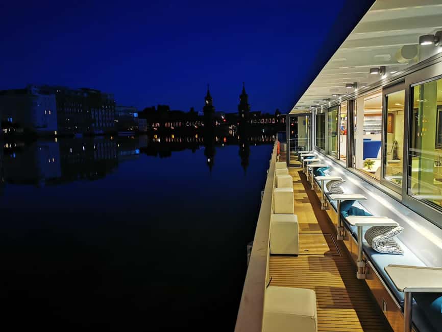 Berlin Boat Tour | Sunset Tour with Solar Ship | Sightseeing Spree - The Mühlendamm lock adds working-city drama
