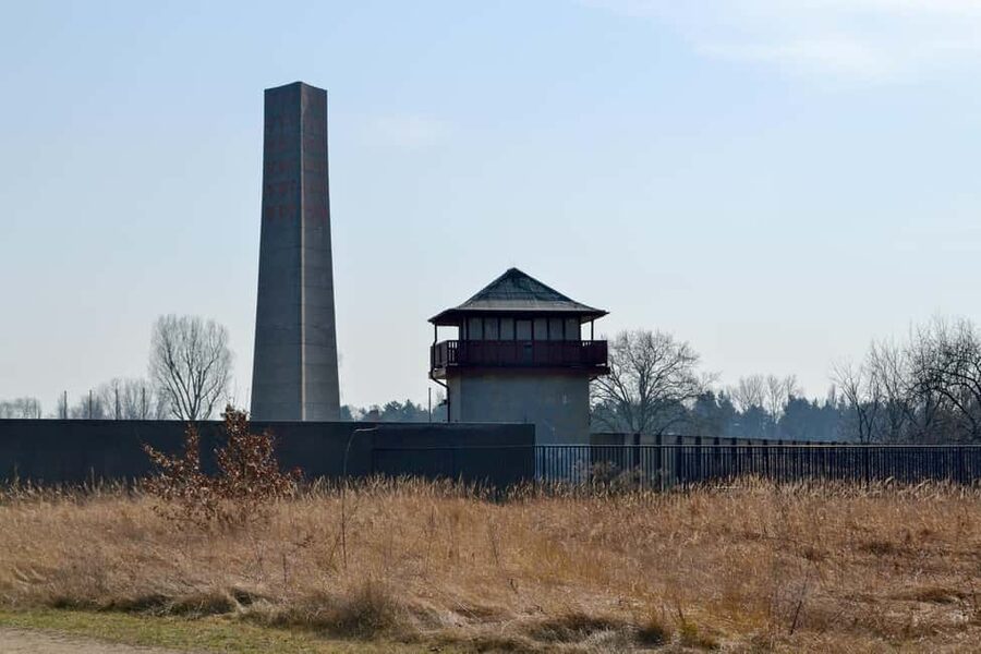 Berlin: Bus excursion to Sachsenhausen concentration camp - Entering the Sachsenhausen Memorial