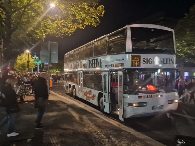 Berlin: Bus Tour by Night with Live Commentary - Kurfürstendamm and the first stretch through western Berlin