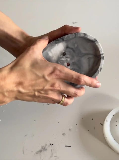 Berlin: Casting Workshop with Natural Materials - Why the small group matters