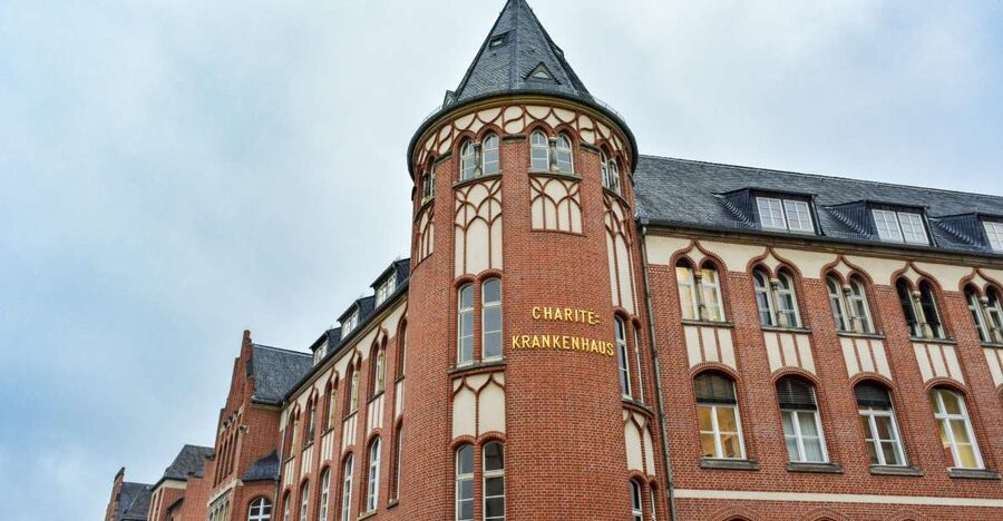 Berlin: Charité Hospital History Walking Tour - Starting at Robert-Koch-Platz