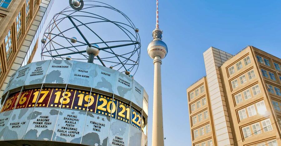 Berlin: City Center Walking Tour - The Red Town Hall and Berlin’s changing city center