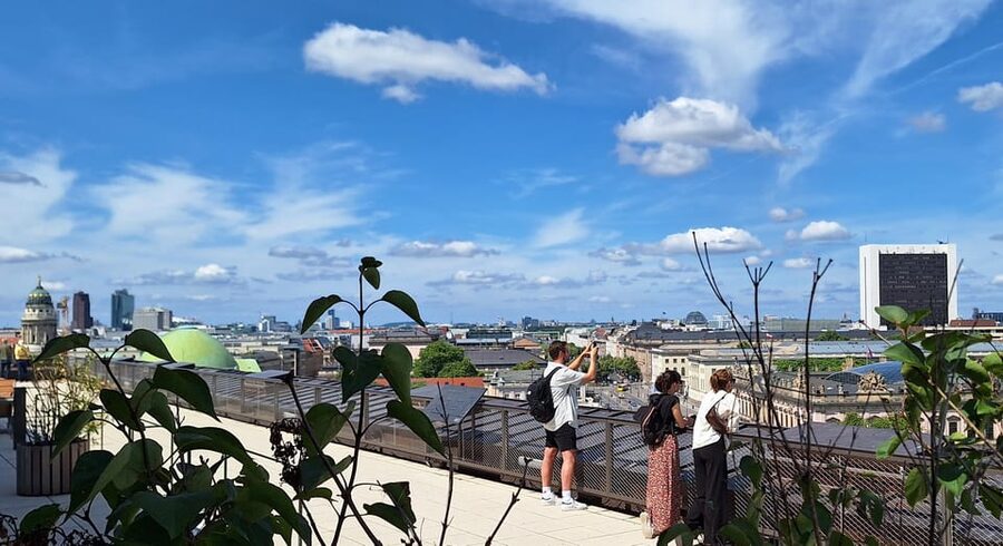Berlin: City Highlights Express & Panorama Roof Terrace - Humboldt Forum and the rebuilt Berlin Palace