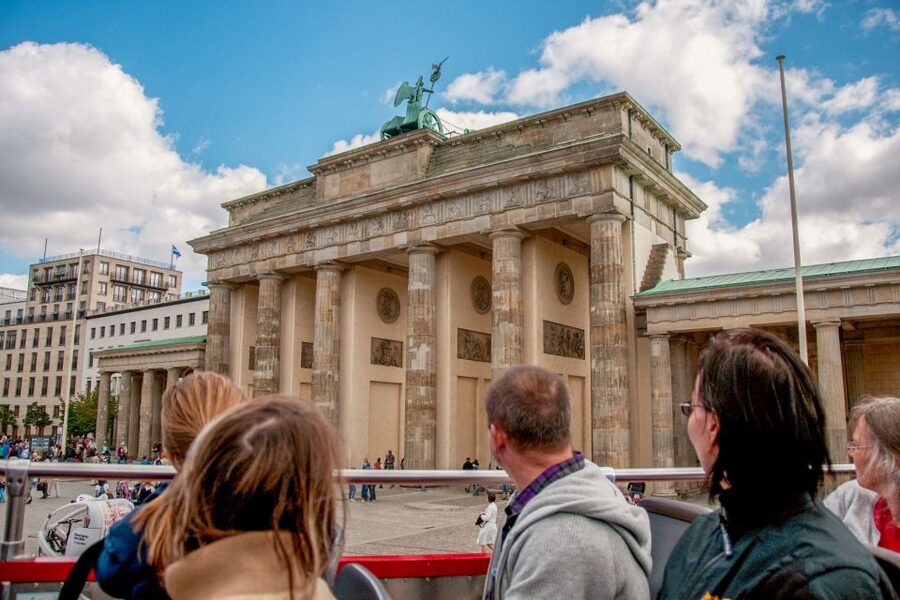 Berlin: City Sightseeing Hop-On Hop-Off Bus Tour - Reichstag, Hauptbahnhof, and Bellevue Palace