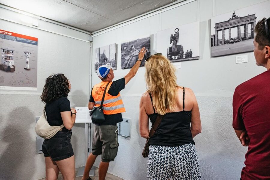 Berlin: Cold War Era History Guided Bike Tour - Brandenburg Gate and Berlin’s wider story