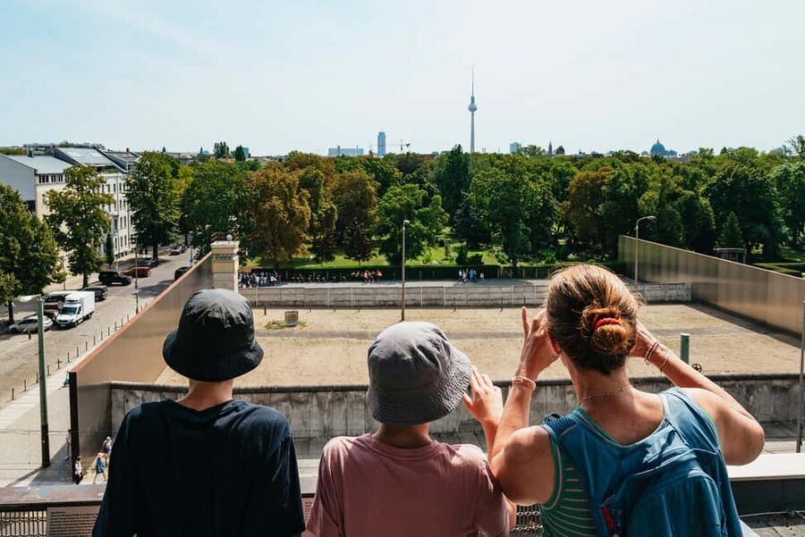 Berlin: Cold War Walking Tour on Berlin Wall Route - The Berlin Wall Memorial and its preserved border strip