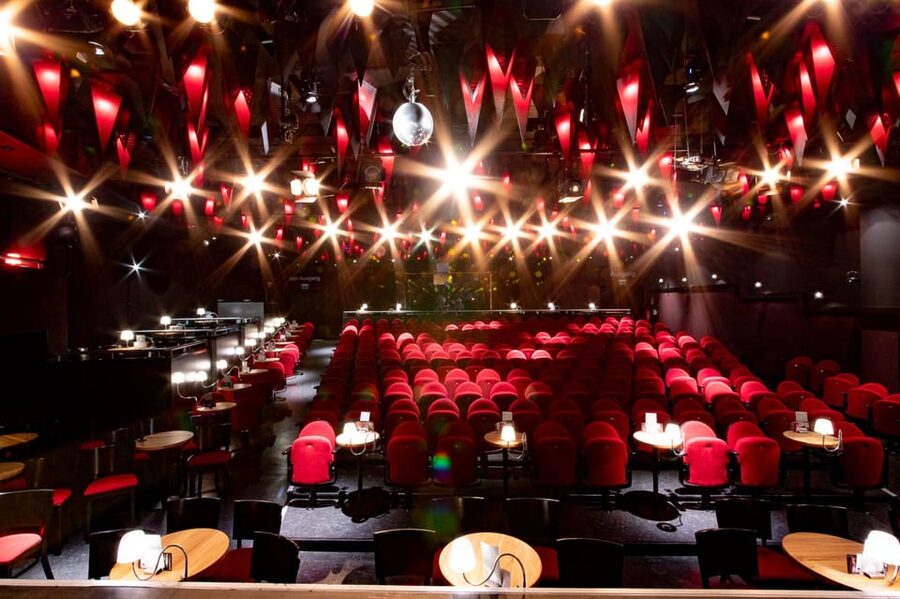 Berlin: Die Stachelschweine-Steglitz, wir haben ein Problem! - Why Die Stachelschweine makes a good Berlin night out