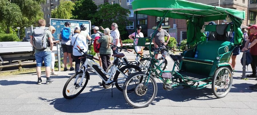 Berlin (E)Bike Tour Historical Highlights in Small groups - Why this route works so well in Berlin Mitte