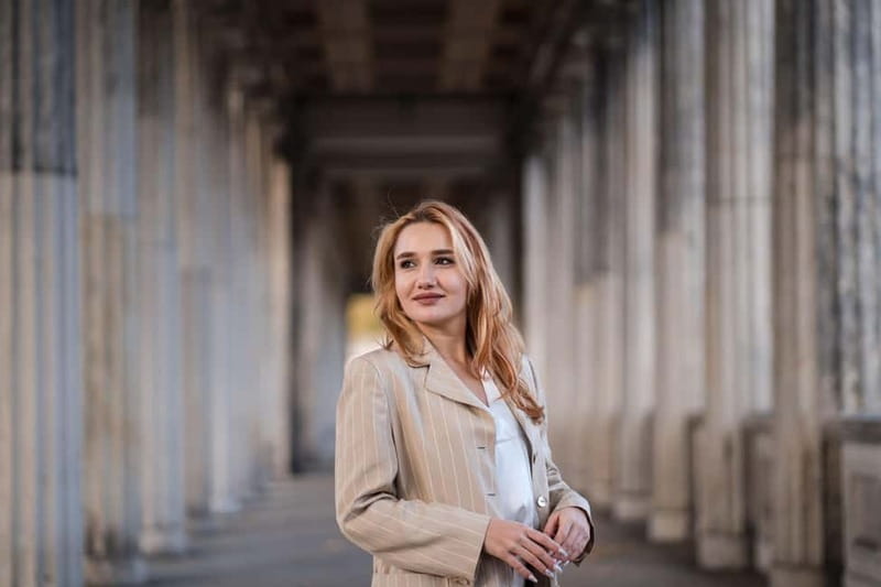 Berlin: Early Morning Private Photoshoot to avoid the Crowd - Why an Early Start Makes Sense in Berlin
