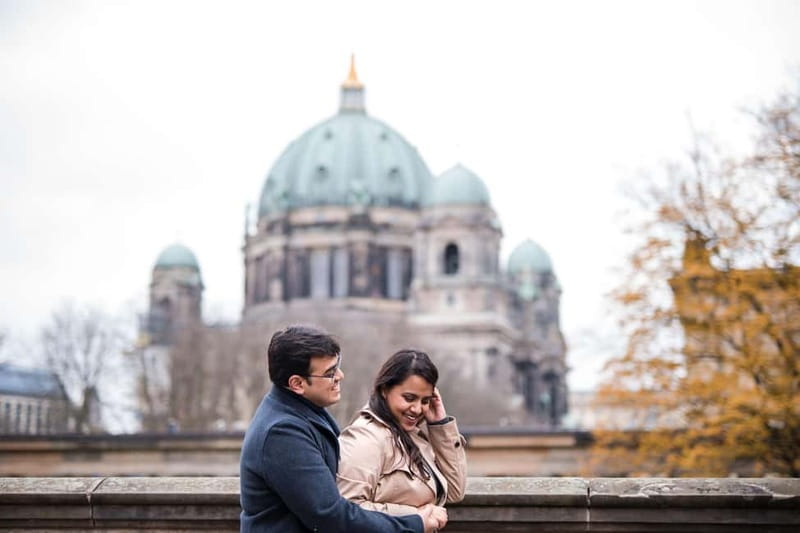 Berlin: Early Morning Private Photoshoot to avoid the Crowd - What You Receive Within 48 Hours