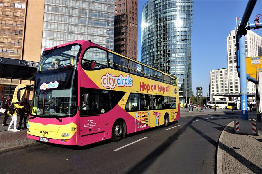 Berlin: East and West Hop-On Hop-Off Bus Tour - Key points at a glance