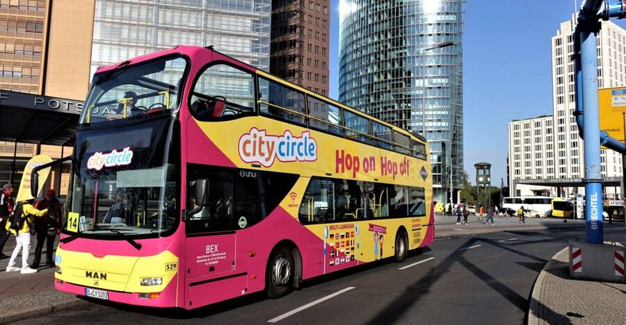 Berlin: East and West Hop-On Hop-Off Bus Tour - Starting the ride and choosing your seat