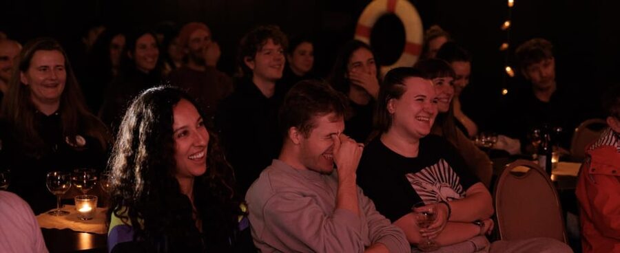 Berlin: Expats in Berlin Comedy Show Ticket - Who should book the Expats in Berlin Comedy Show?