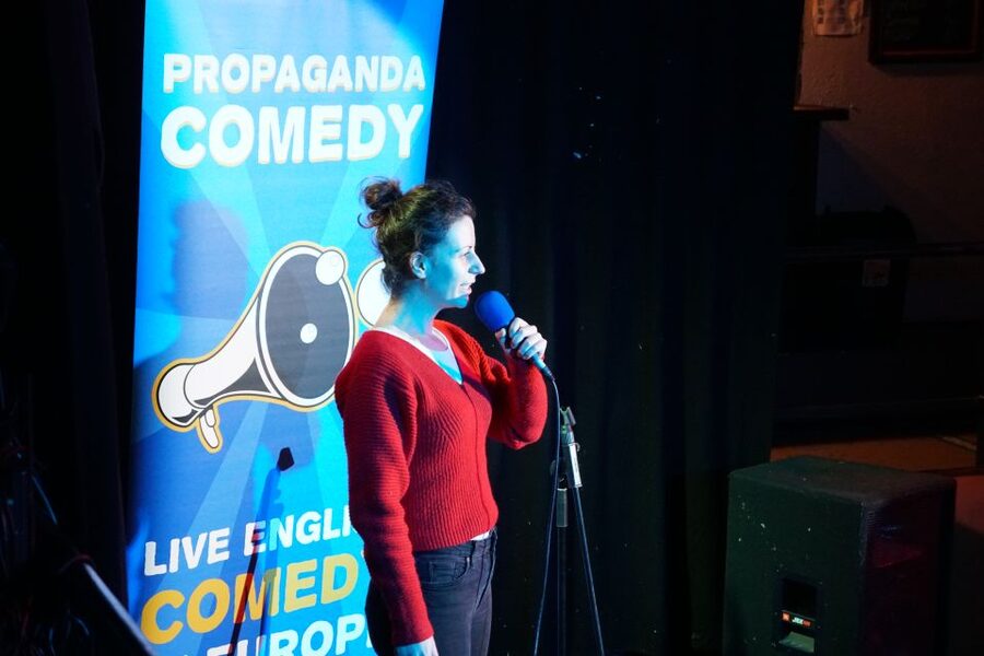 Berlin: Expats in Berlin Comedy Show Ticket - Choosing a night: Monday through Sunday