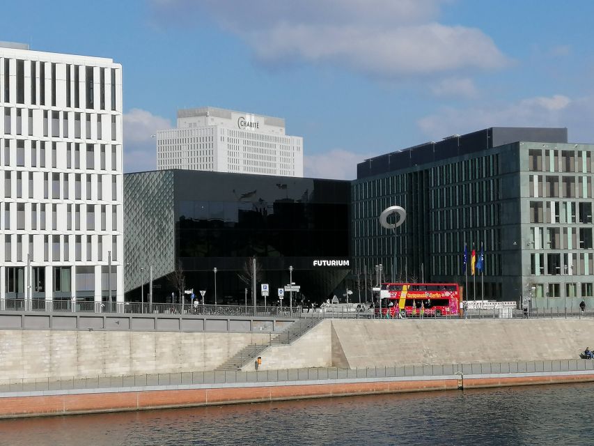 Berlin: Government District around the Reichstag Guided Tour - The government district, Paul-Löbe-Haus, and the Chancellery
