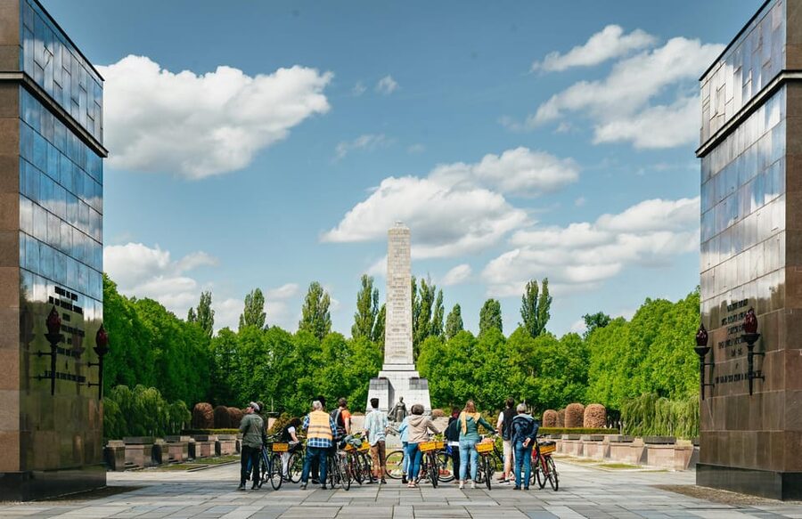 Berlin: Green City Guided Bike Tour - Key points to know before you book