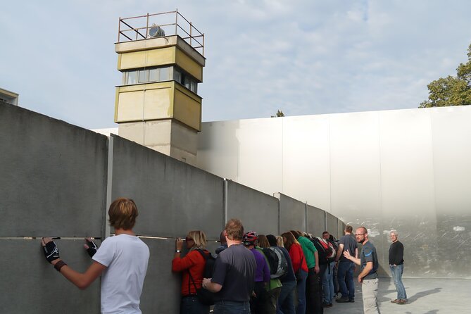 Berlin: Guided Bike tour of the Berlin Wall and Third Reich - The Führerbunker and the importance of what is missing