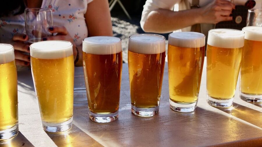 Berlin: Guided Craft Beer & Cultural Tour With Snacks - Three breweries and brewpubs, three different moods